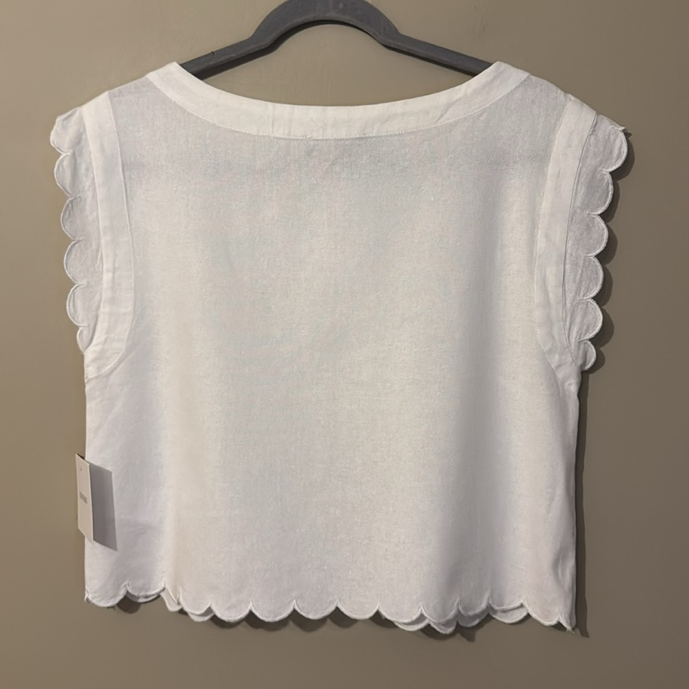 NWT- Ellen Tracy Scalloped Crop Tank, white, size small - Picture 8 of 10